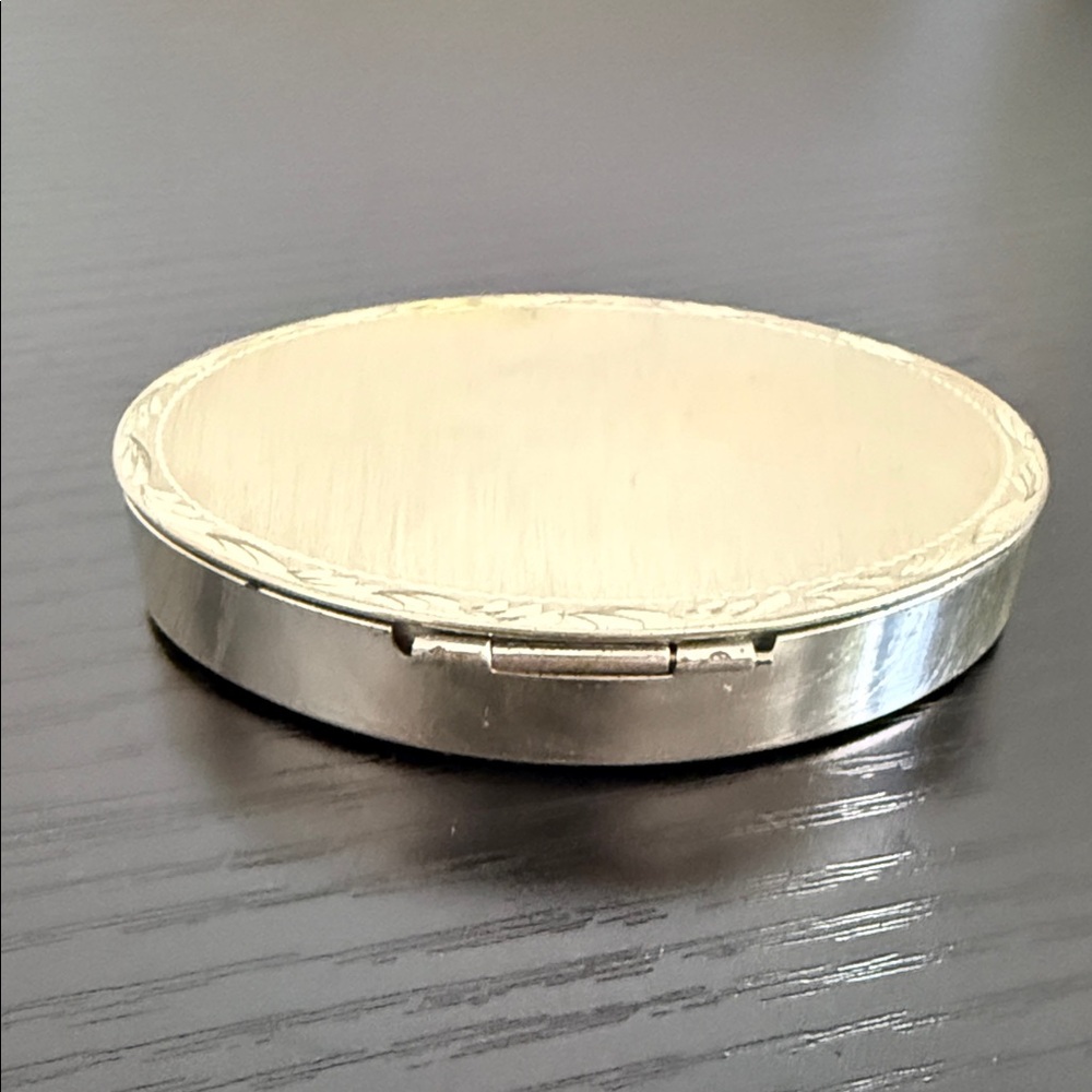 Vintage Sterling Silver Compact Case - Picture 6 of 9